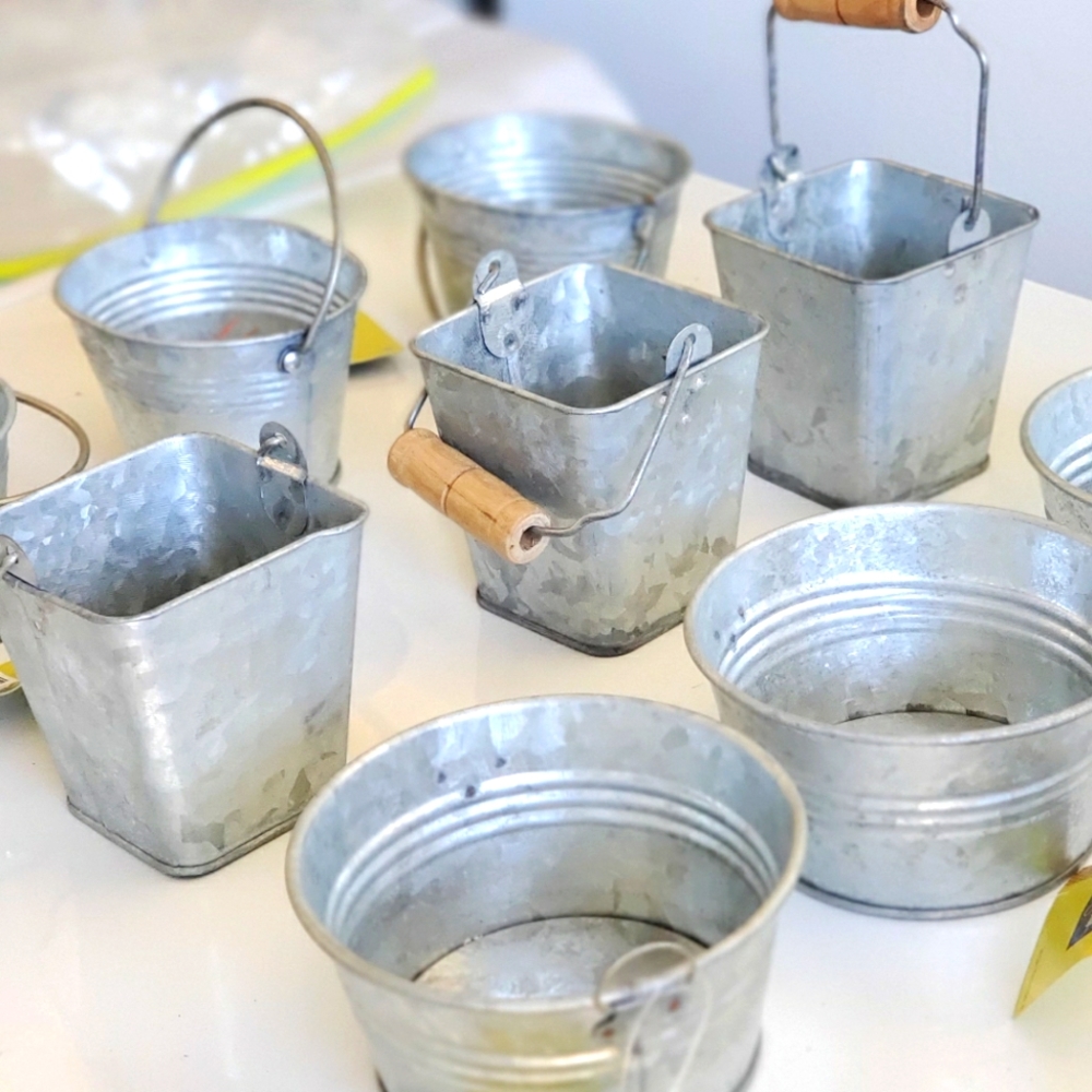 Metal Container Buckets With Handles Measures Approximately 2 To 3 Inches - Picture 2 of 9